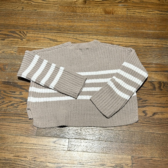 Super Soft Pink Rose Sweater - Picture 3 of 7